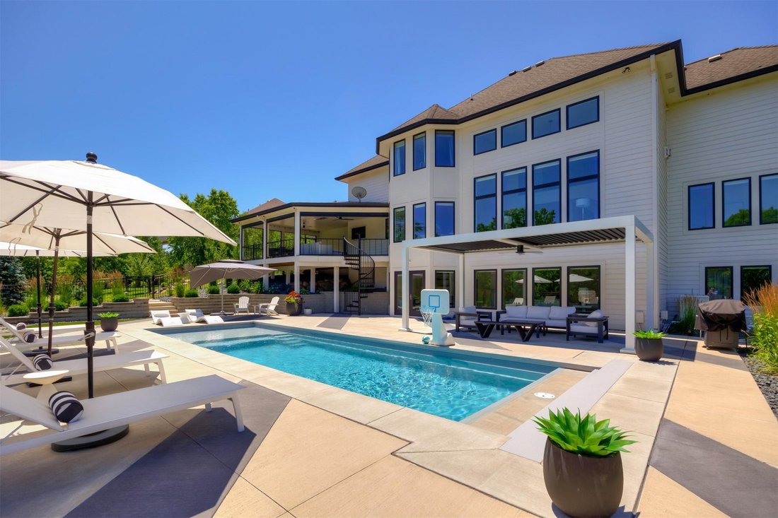 House in West Des Moines, Iowa, United States 3 - 18004328