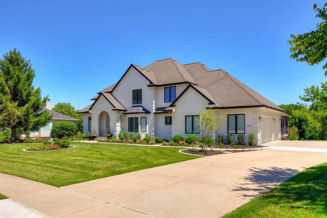House in West Des Moines, Iowa, United States 2 - 18004328
