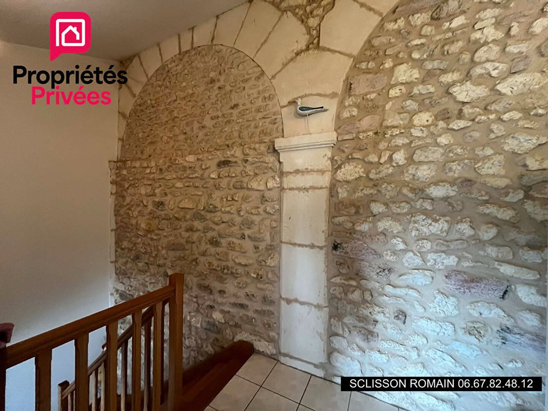 Champagne, Nouvelle-Aquitaine, France 4 - 18004070