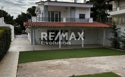 House in Anavissos, Attica, Greece 1