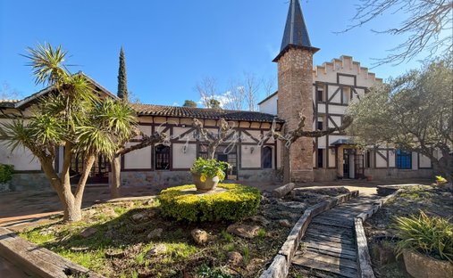 House in Vallirana, Catalonia, Spain 1