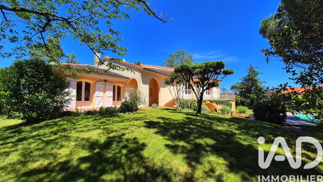 House in Bayonne, Leguevin, France 1 - 18006071
