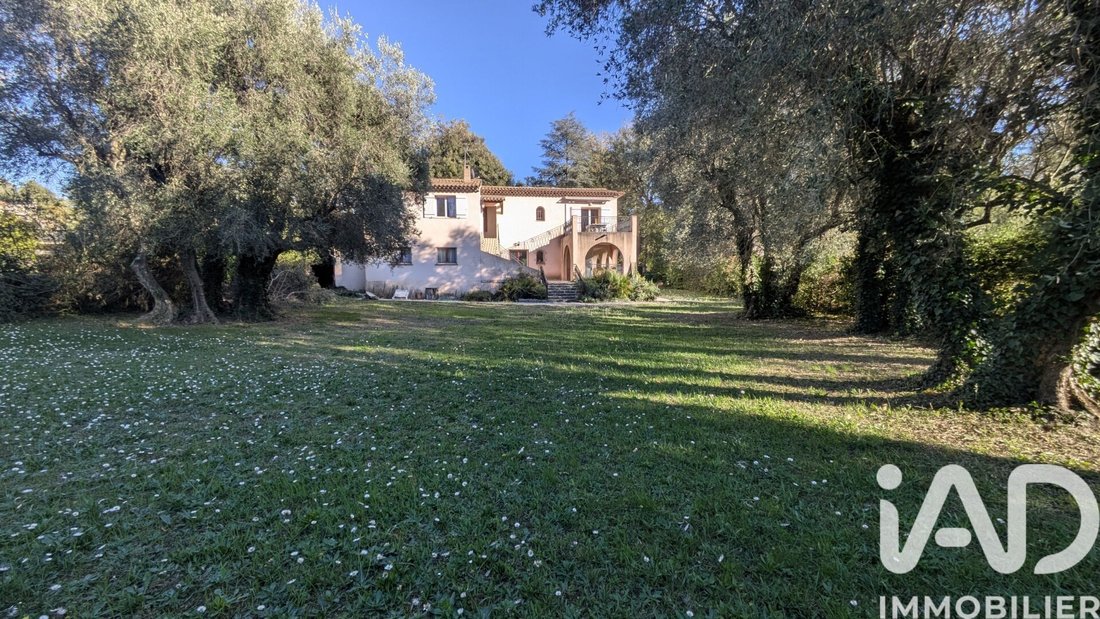 House in Le Rouret, Provence-Alpes-Côte d'Azur, France 4 - 18006045