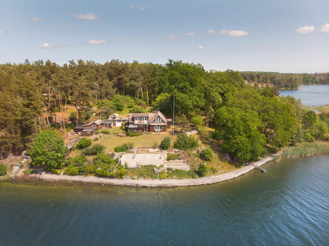 Värmdö, Stockholm County, Sweden 2 - 18003985