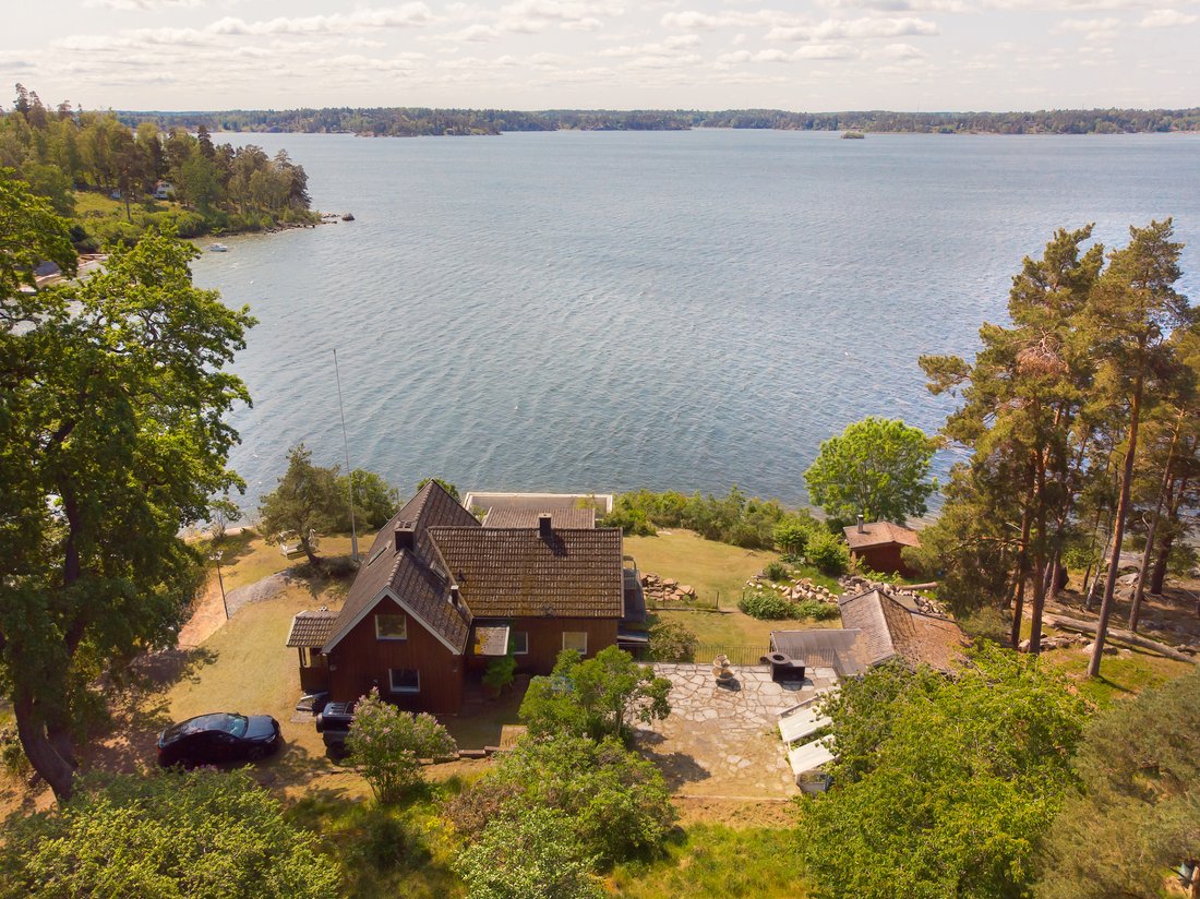 Värmdö, Stockholm County, Sweden 1 - 18003985