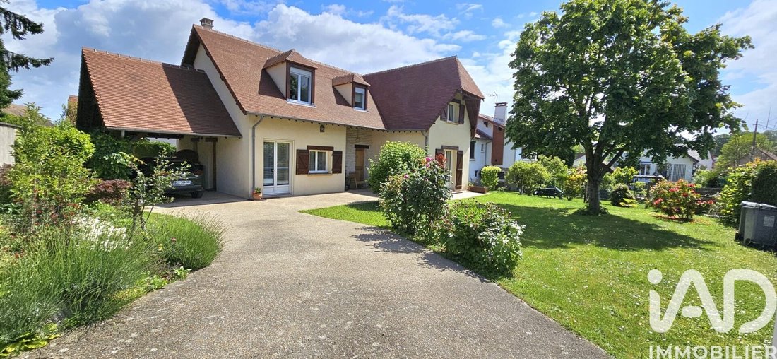 House in Village, Bouffemont, France 1 - 18006019
