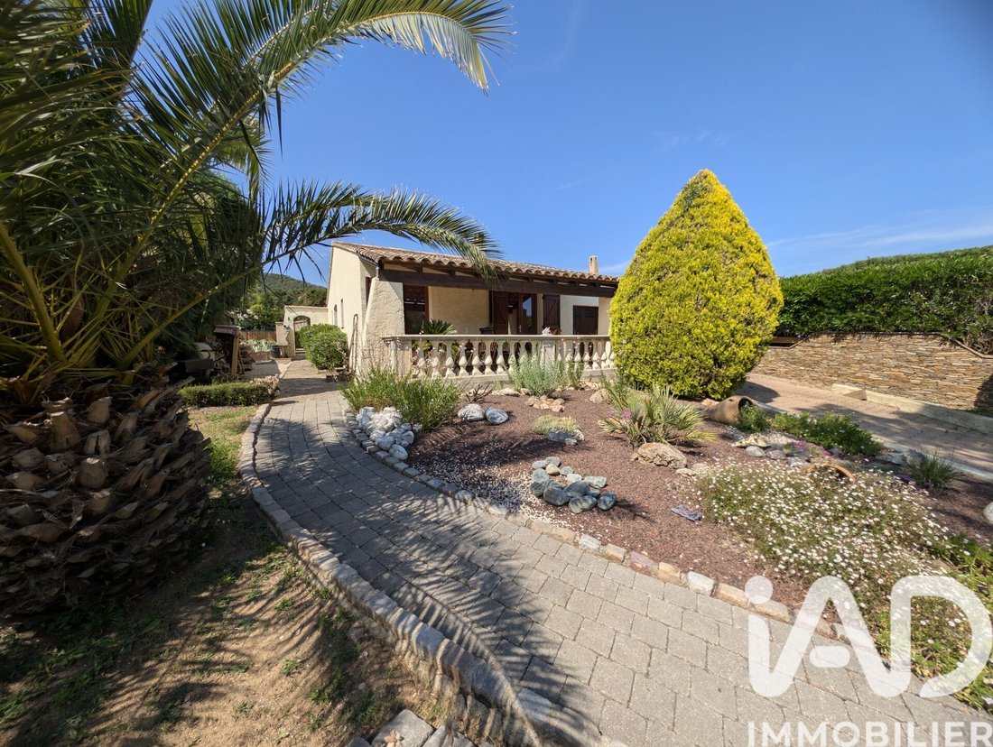 House in La Môle, Provence-Alpes-Côte d'Azur, France 2 - 17958983