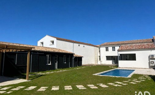 House in La Flotte, Nouvelle-Aquitaine, France 1