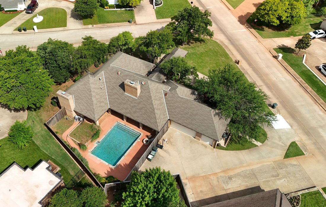 Edmond, Oklahoma, United States 5 - 16809657