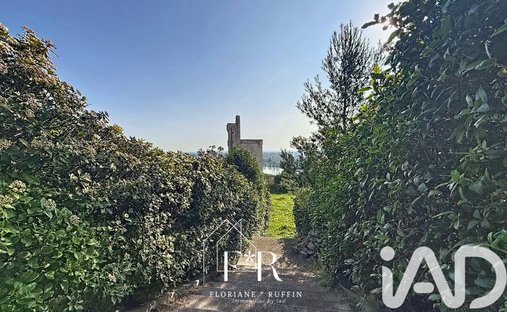 House in Abbaye-La Motte, Avignon, France 1