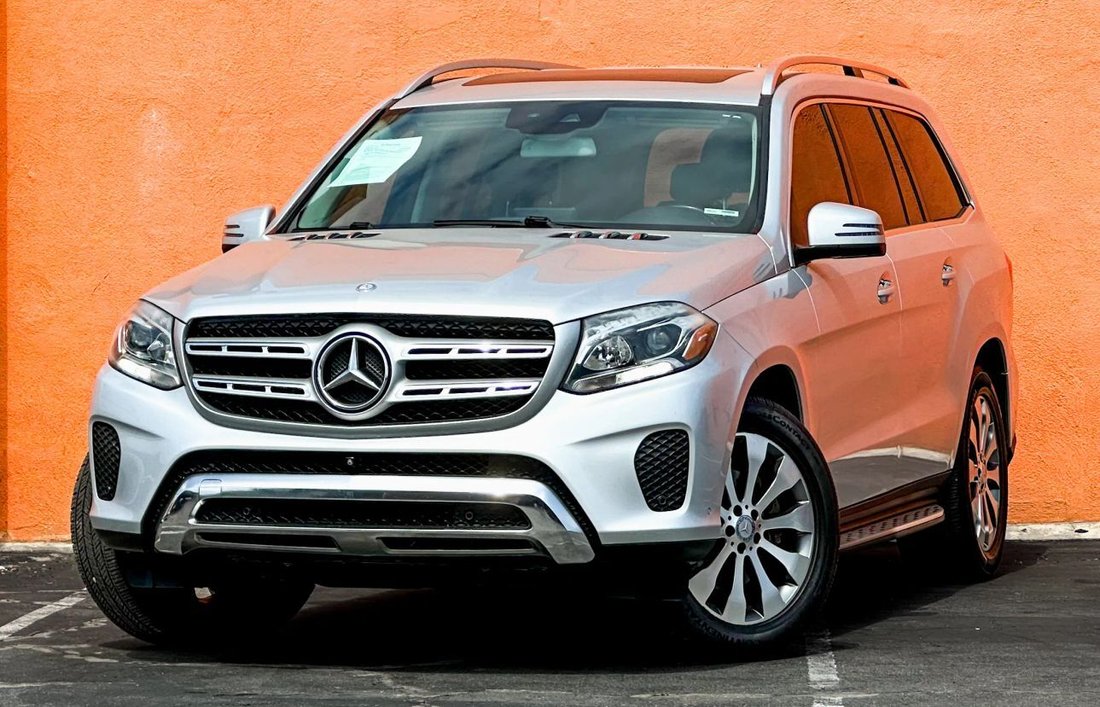 Suv in El Monte, CA, United States 4 - 18004168