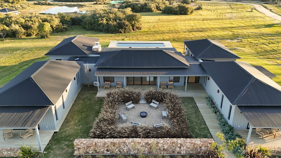 House in Fasano las Piedras, Maldonado Department, Uruguay 2 - 18003956
