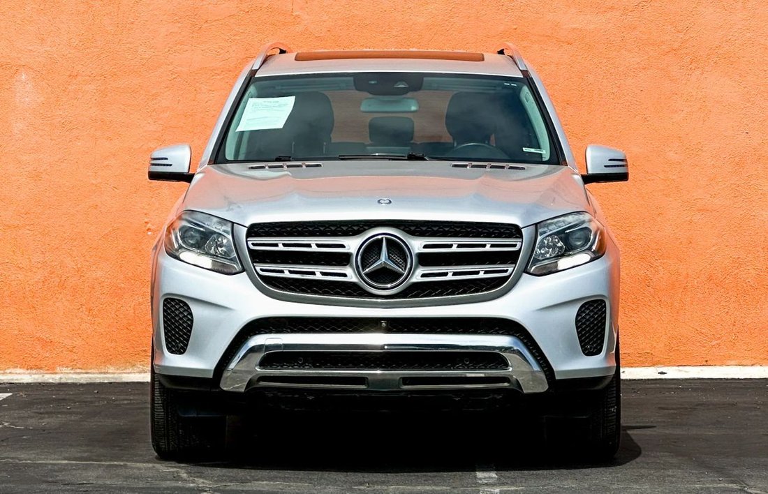 Suv in El Monte, CA, United States 2 - 18004168