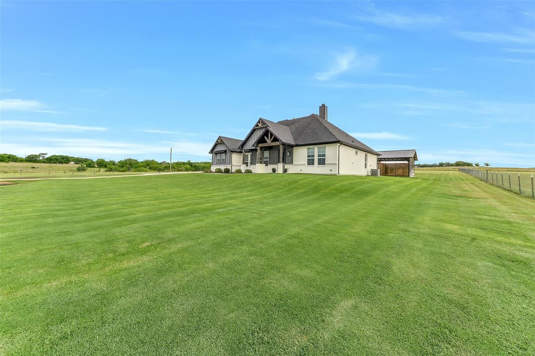 House in Decatur, Texas, United States 4 - 18004461