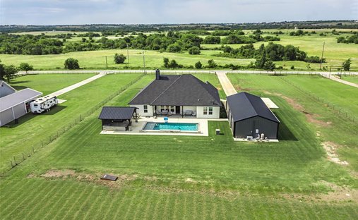 House in Decatur, Texas, United States 1