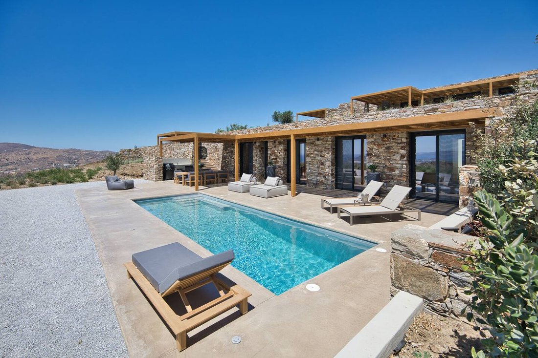 Villa in Naxos, Aegean, Greece 2 - 18012412