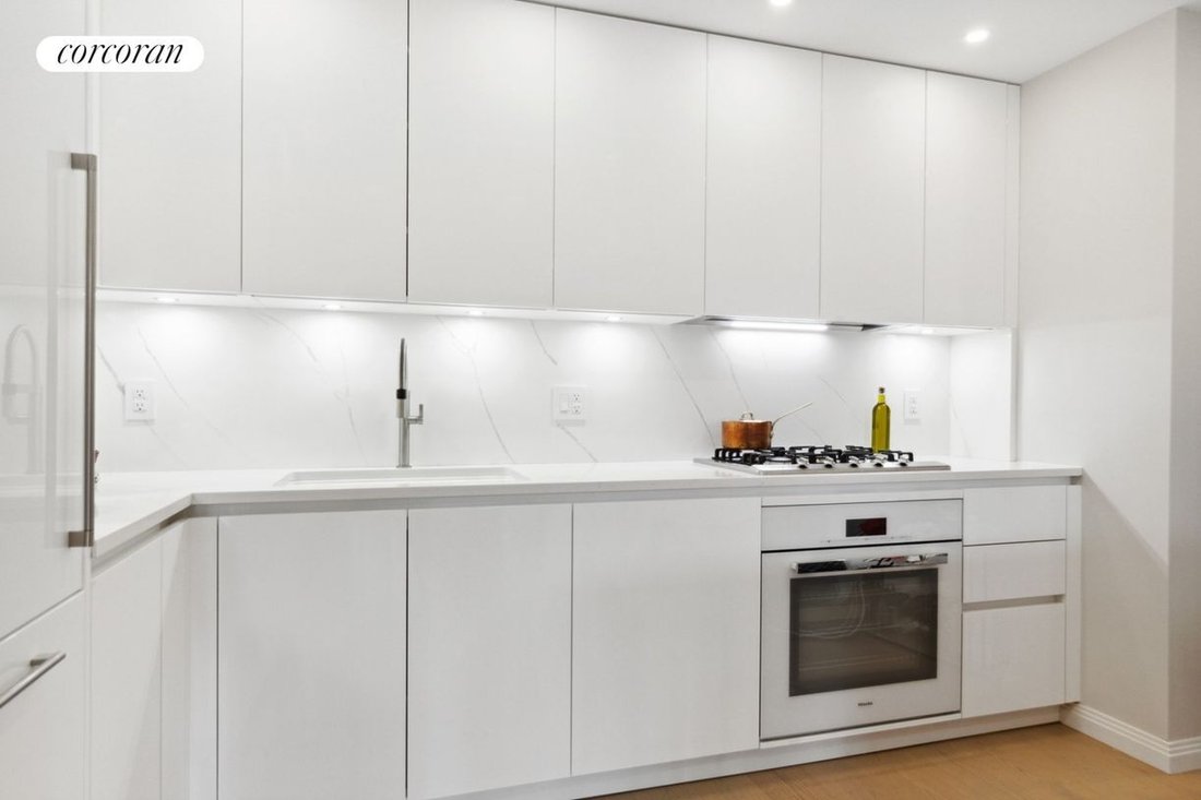 Condo in New York, New York, United States 4 - 18005509