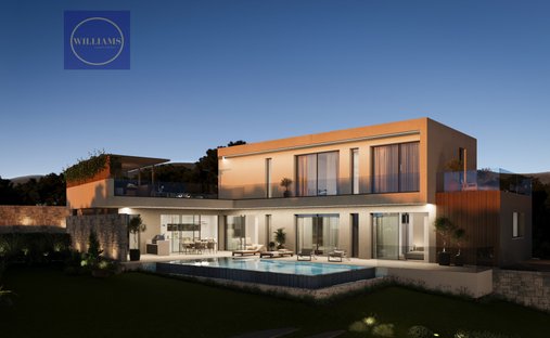 Villa in Loule (Sao Clemente), Algarve, Portugal 1
