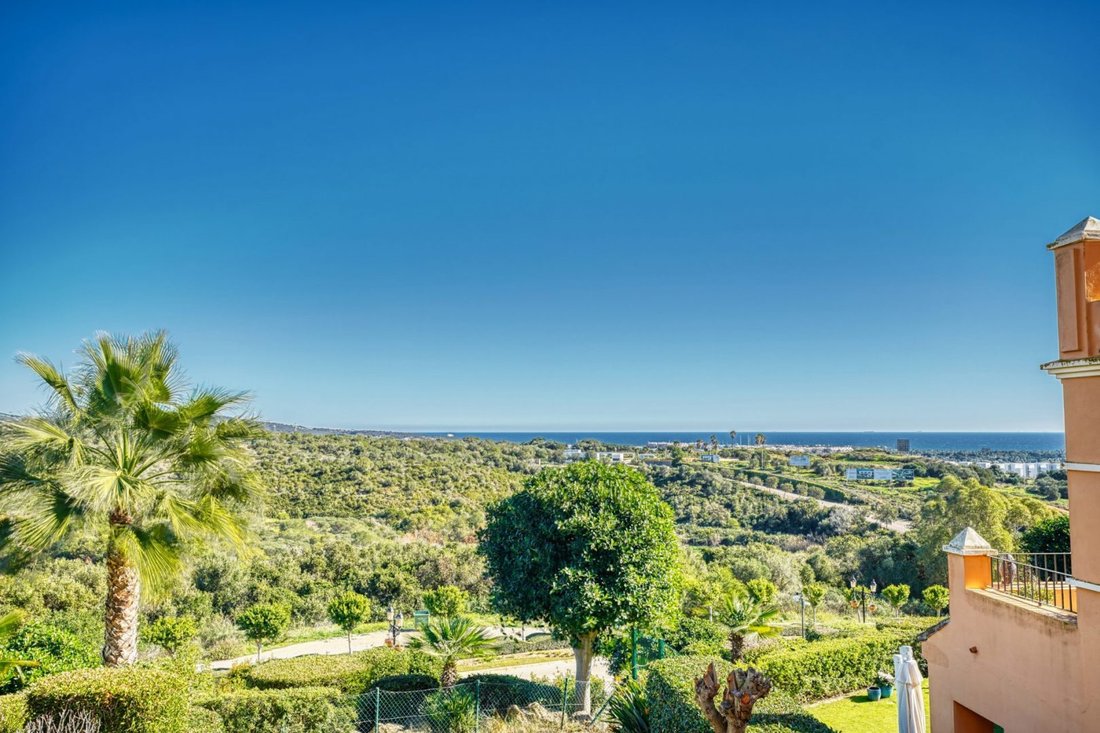 Townhouse in Sotogrande, San Roque, Andalusia 2 - 18007667