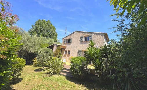 Maison à Saint-Paul-de-Vence, Provence-Alpes-Côte d'Azur, France 1