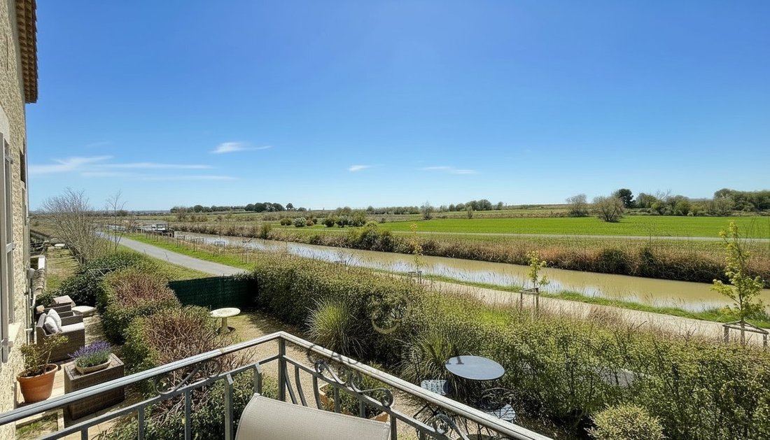 Estate in Ancien Hôpital, Beziers, France 2 - 18010908