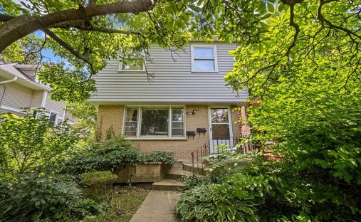 Apartment in Highland Park, Illinois, United States 1