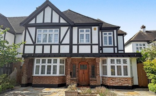 House in Snaresbrook, Redbridge, England 1
