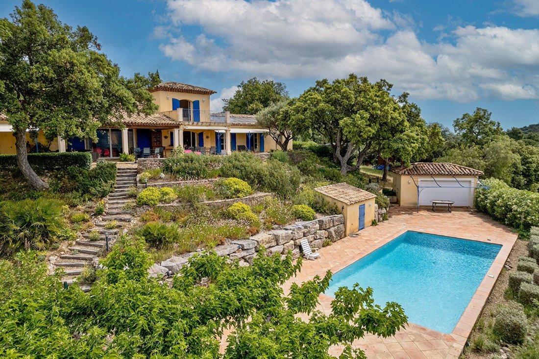 Villa in Le Plan-de-la-Tour, Provence-Alpes-Côte d'Azur, France 2 - 18008695