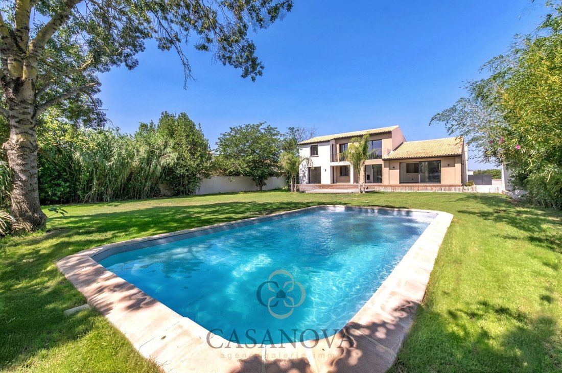 House in Centre Ville, Mauguio, France 1 - 18010718