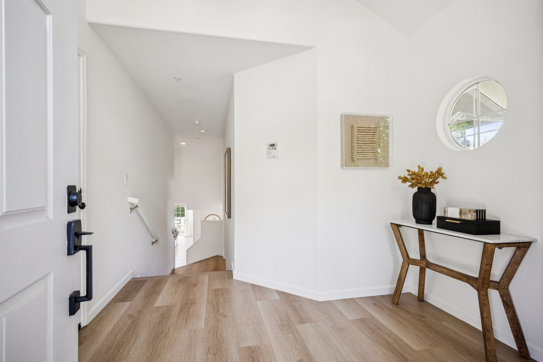 House in San Rafael, California, United States 2 - 18006123