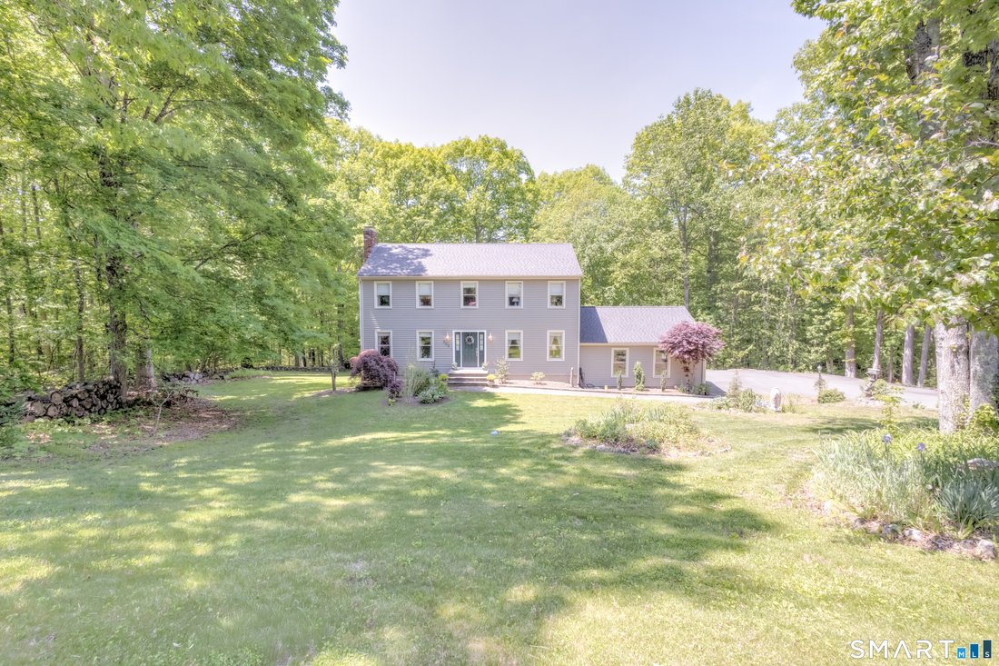 Southbury, Connecticut, United States 2 - 18007144