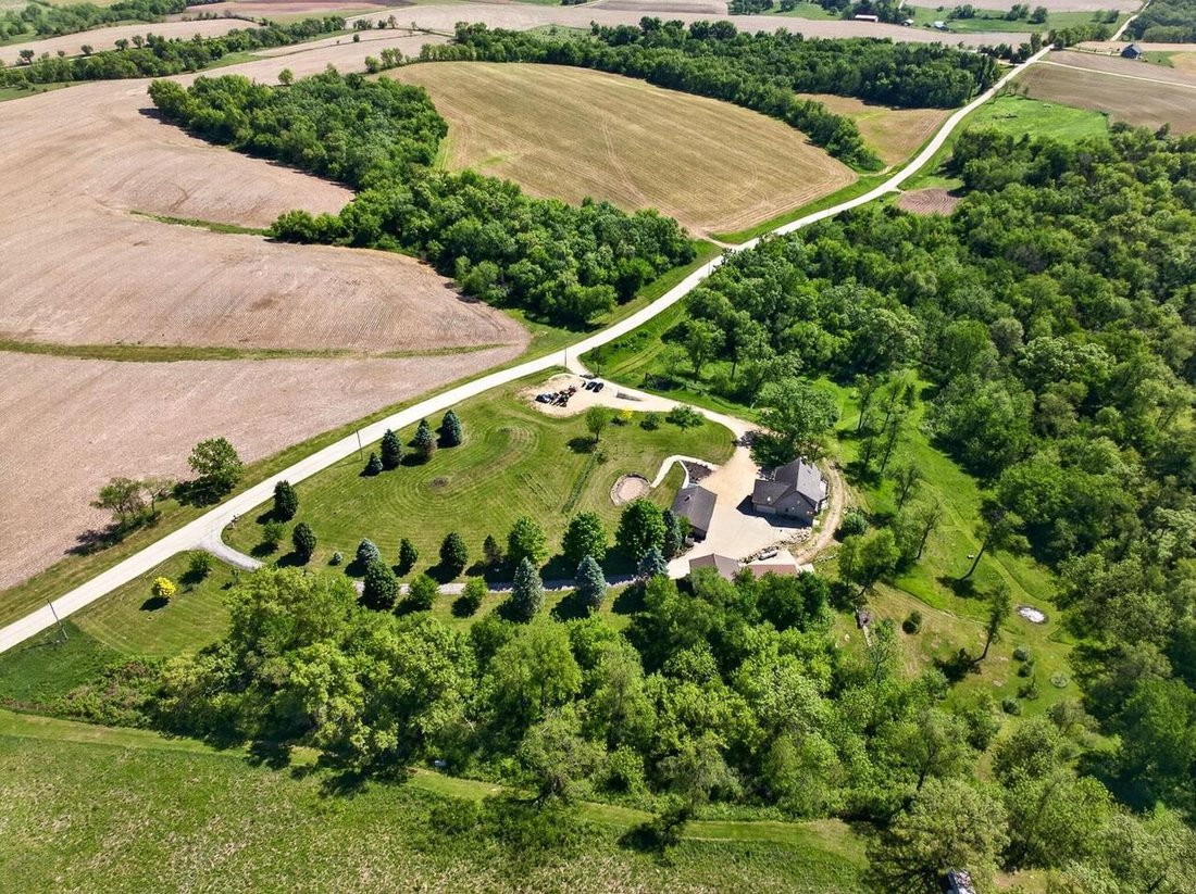 House in Darlington, Wisconsin, United States 5 - 18007856