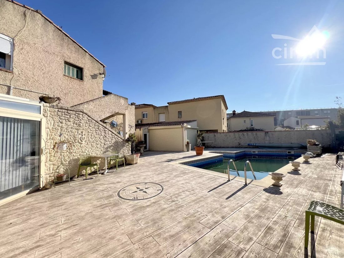 House in Port-Saint-Louis-du-Rhône, Provence-Alpes-Côte d'Azur, France 3 - 18005013