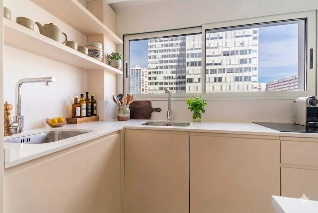 Apartment in Eiffel, Levallois-Perret, France 5 - 18006452