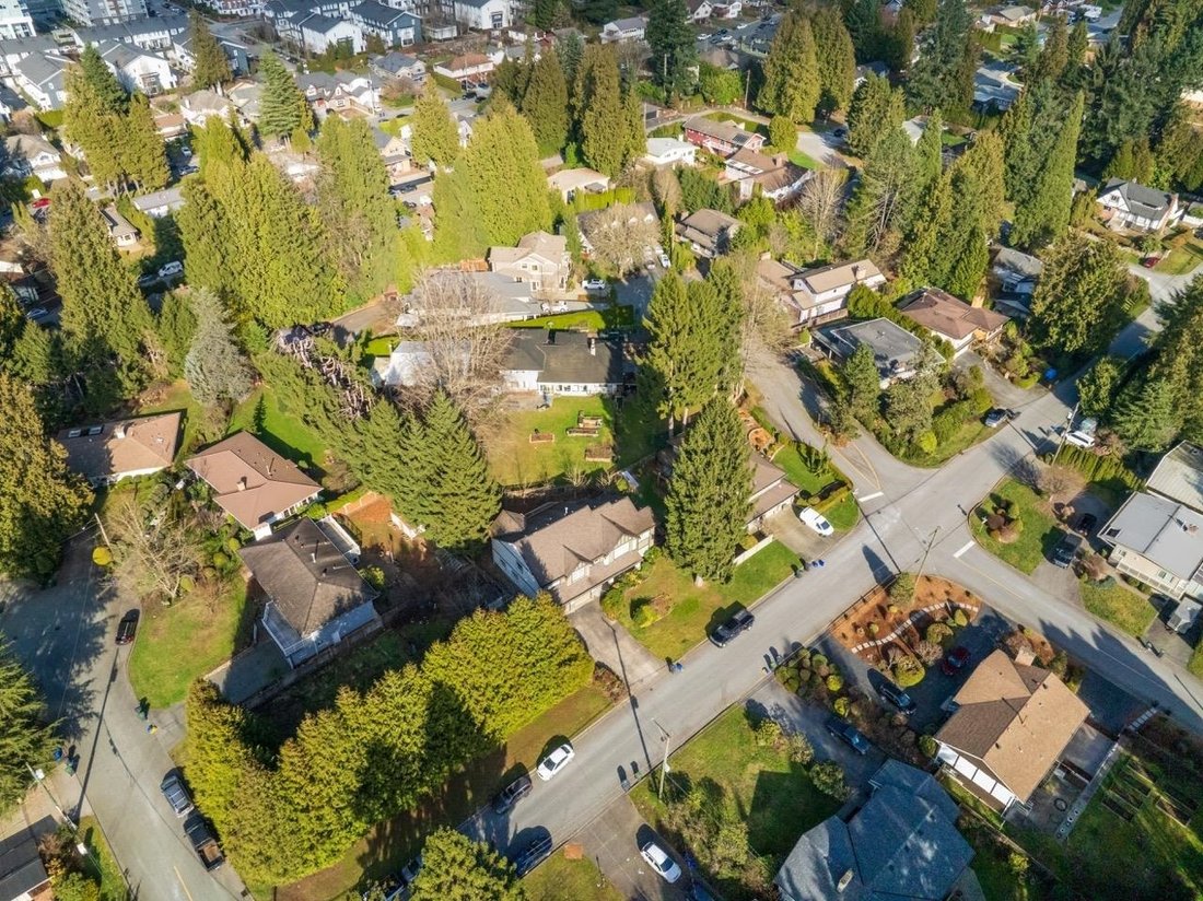 House in Coquitlam, British Columbia, Canada 5 - 18010251
