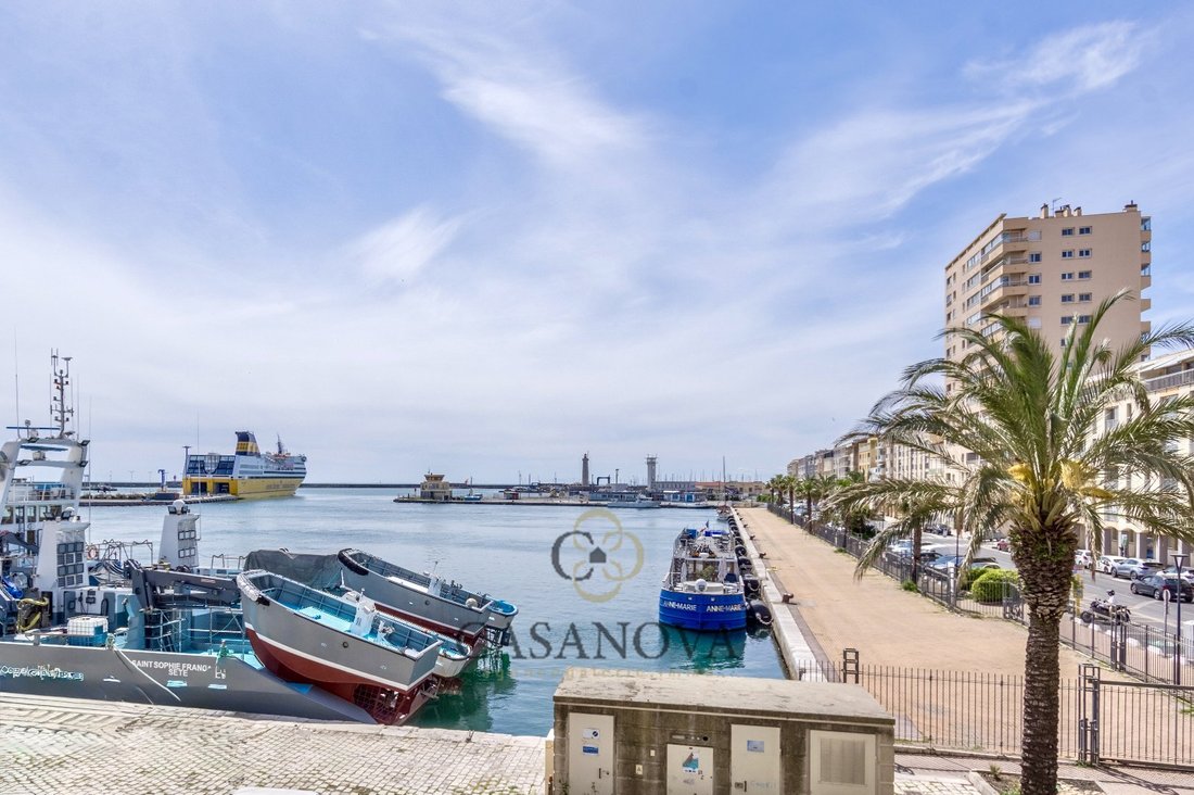 Apartment in Bassin Orsetti-Bassin du Midi, Sète, France 1 - 18010347