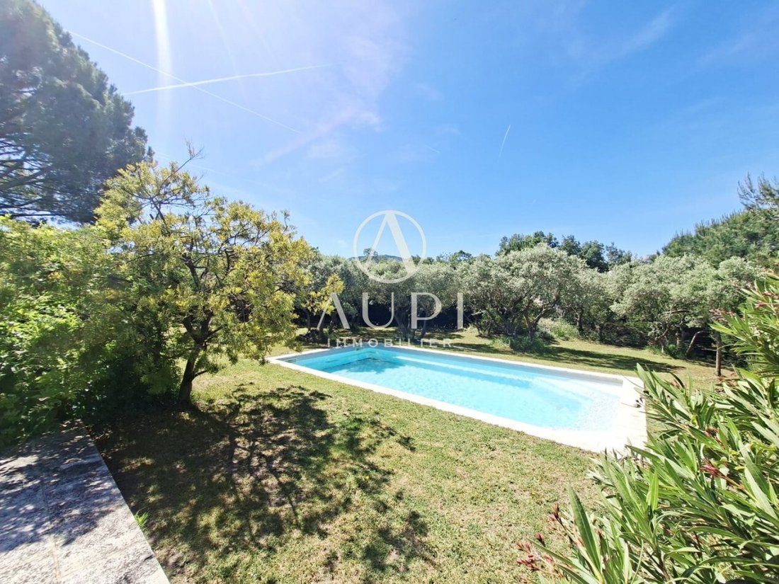 House in Saint-Rémy-de-Provence, Provence-Alpes-Côte d'Azur, France 4 - 18008946