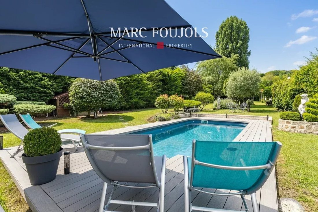 House in Luzarches, Ile-de-France, France 2 - 16073665