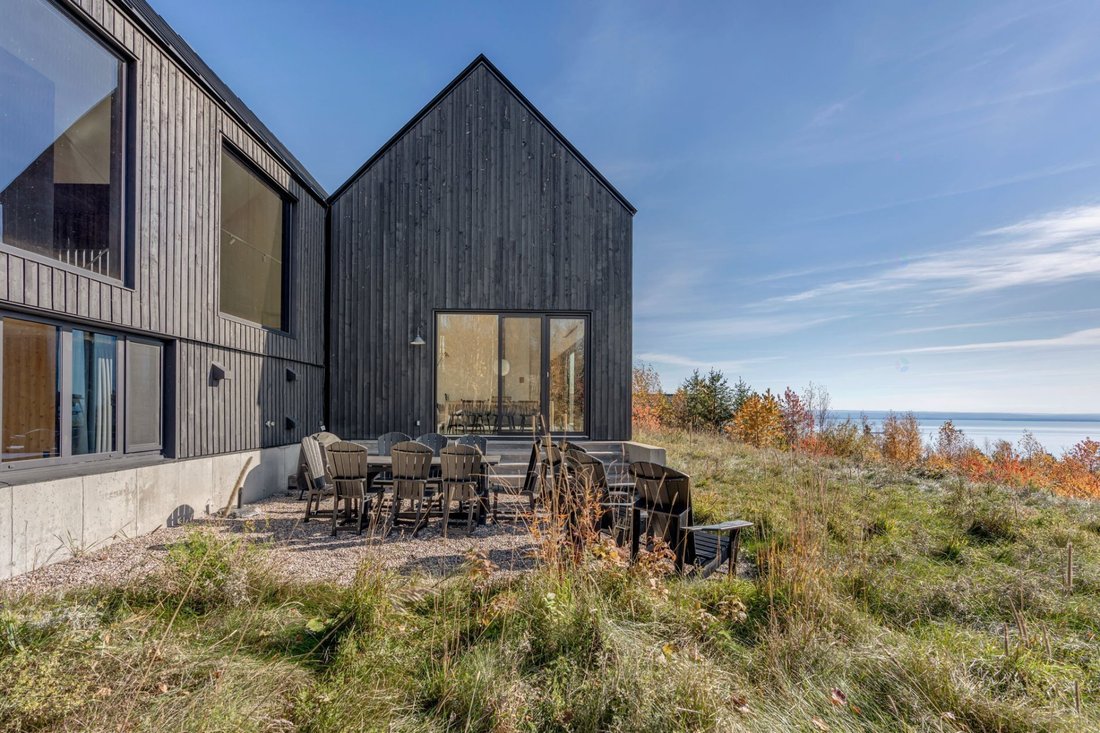 House in La Malbaie, Quebec, Canada 2 - 16138409