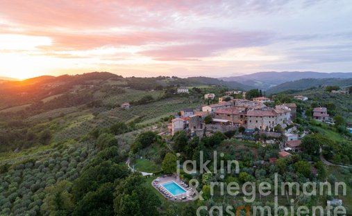 House in Gualdo Cattaneo, Umbria, Italy 1