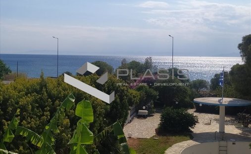 House in Saronida, Attica, Greece 1