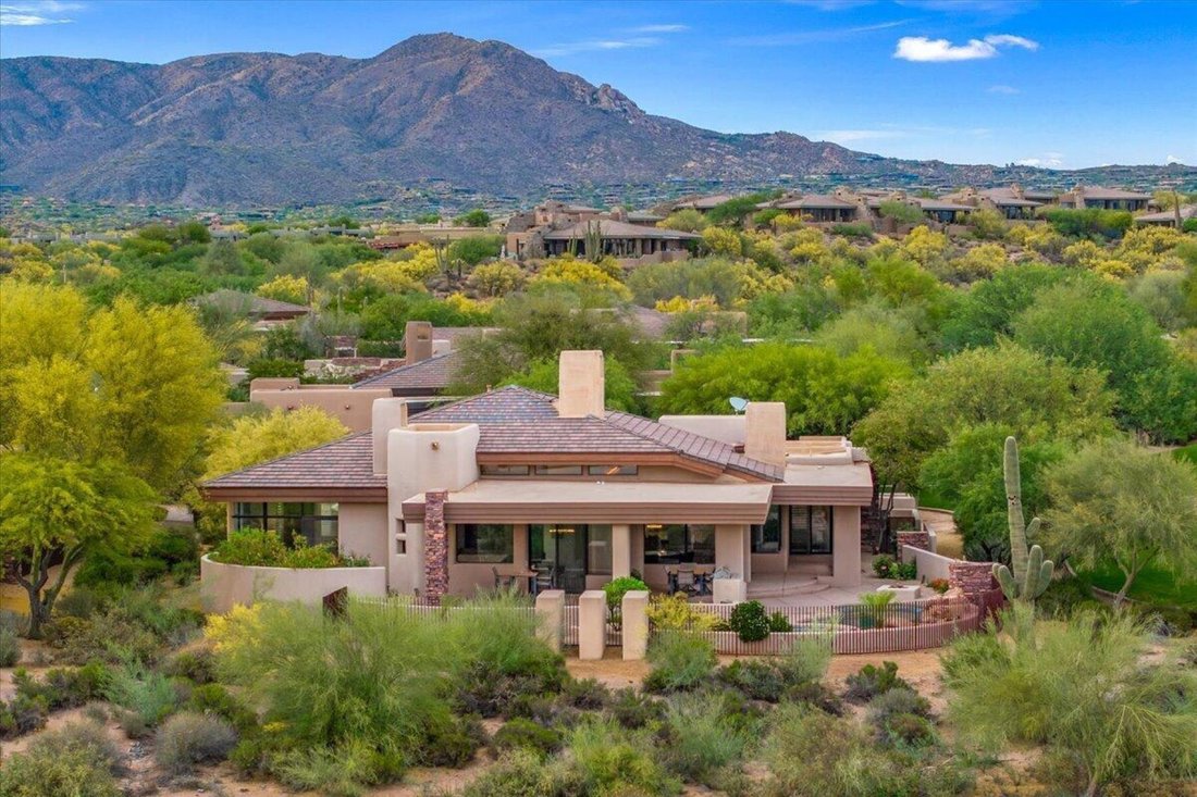 Scottsdale, Arizona, United States 2 - 18006575