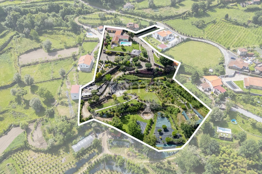 Finca in Azere, Viana do Castelo District, Portugal 2 - 17723838