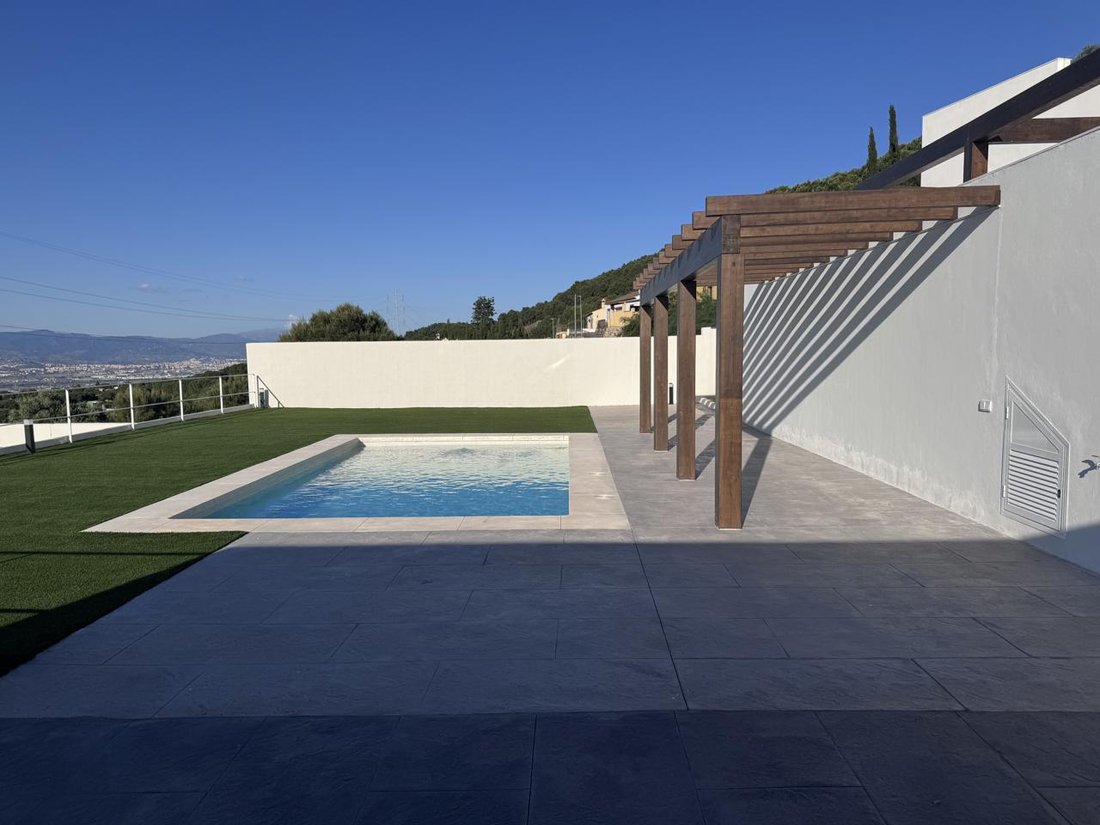 Villa in Alhaurin de la Torre, Andalusia, Spain 3 - 18004767