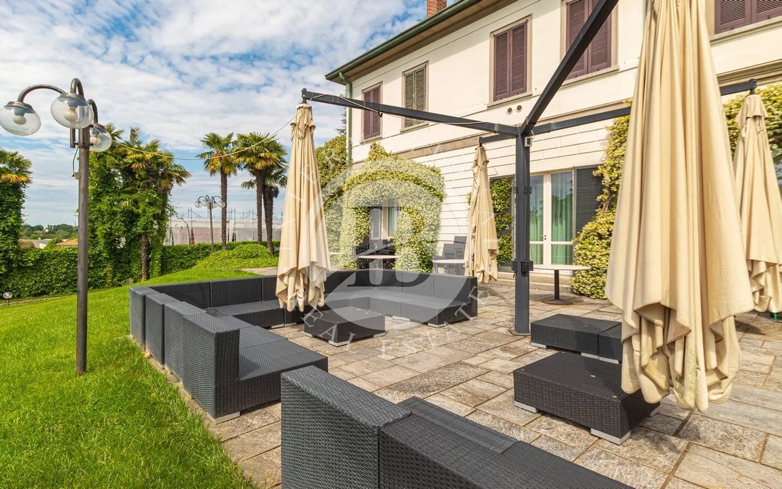 Villa in Figino Serenza, Lombardy, Italy 5 - 18005797