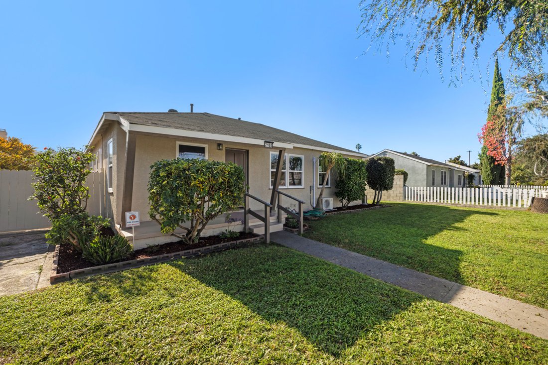 House in Fullerton, California, United States 4 - 18010409