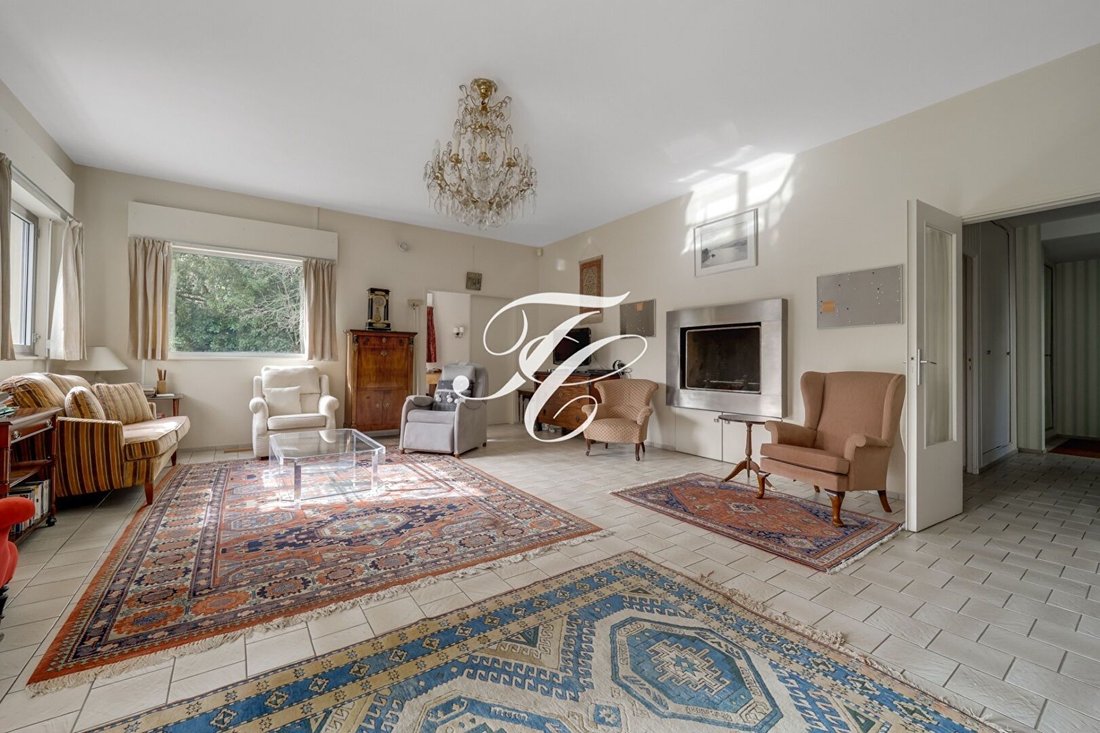 Apartment in Saint-Cloud, Ile-de-France, France 5 - 18005950
