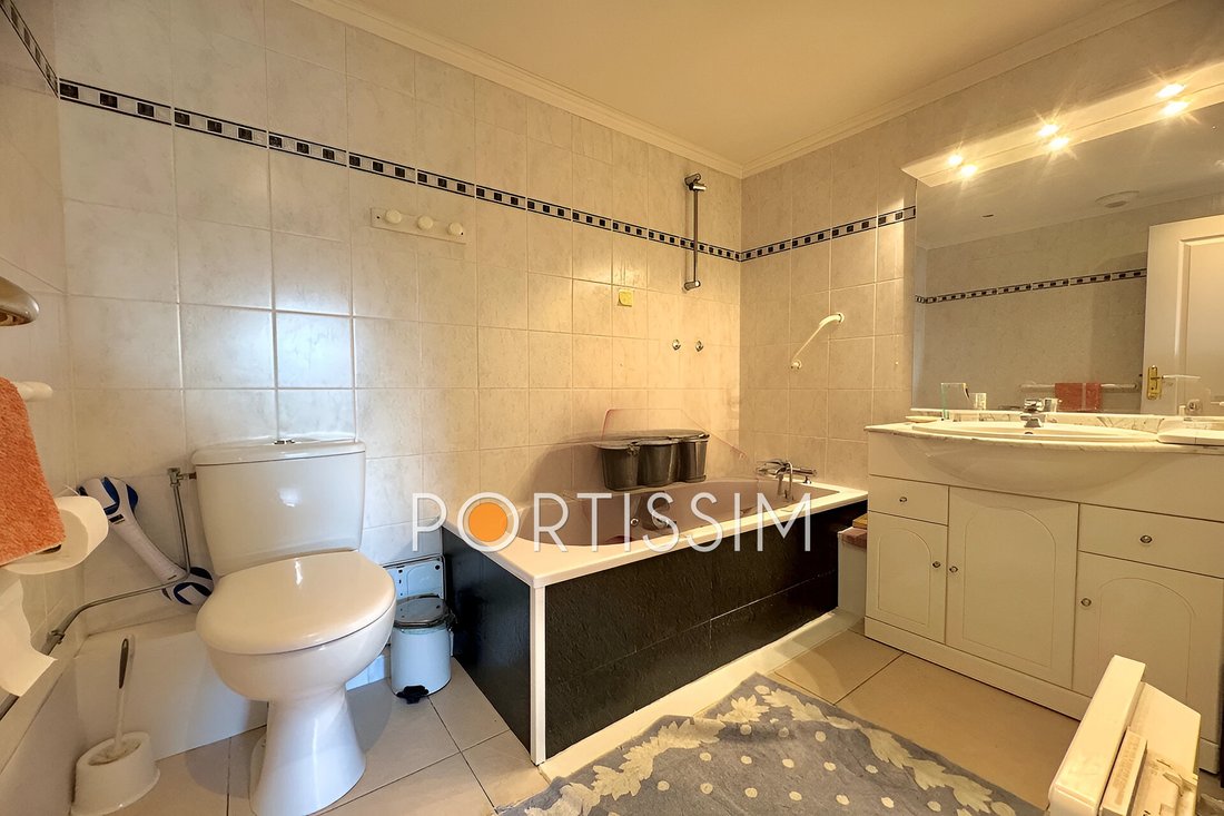 Apartment in Val de Cagne-Colline Route de Vence, Cagnes-sur-Mer, France 4 - 17735016