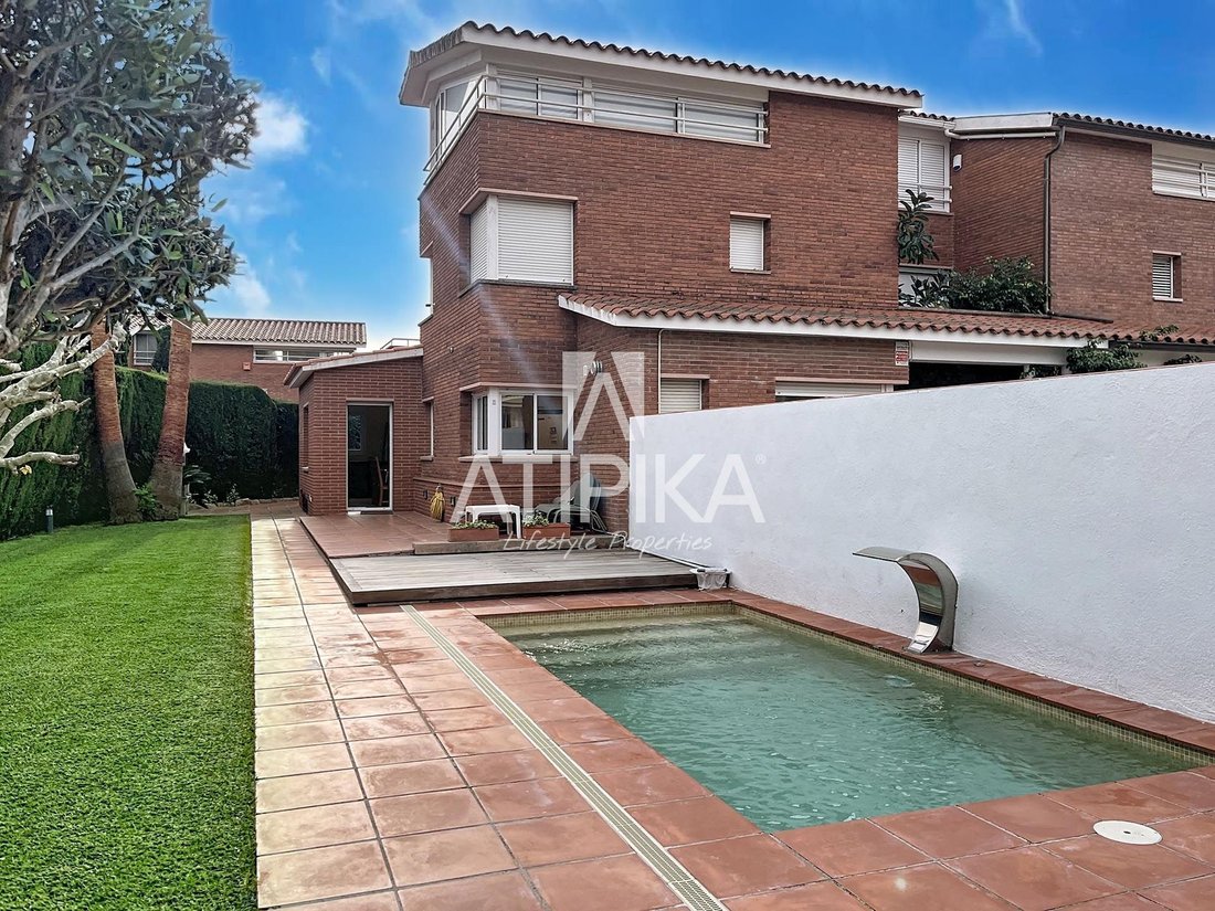 Villa in Sant Vicenc de Montalt, Catalonia, Spain 2 - 18010058