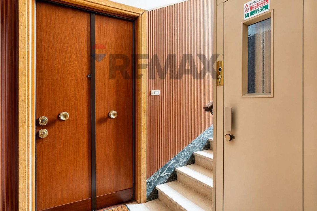 Apartment in Gianicolense, Rome, Lazio 3 - 18012038